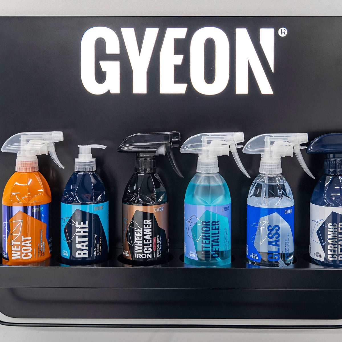 Light-up LED Detail Rack | Gyeon Quartz USA